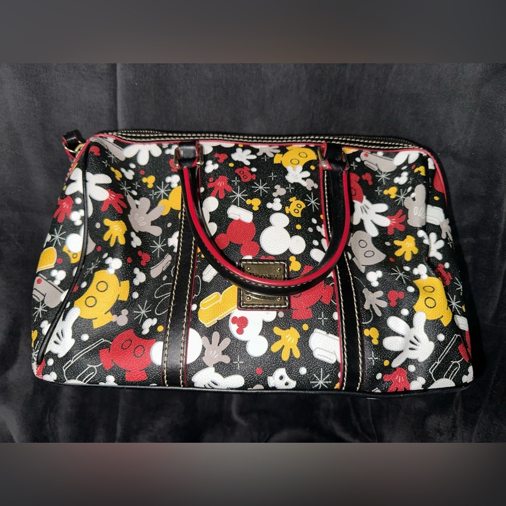 Dooney & Bourke Disney 2018 I Am Mickey (Body parts v2) VGUC